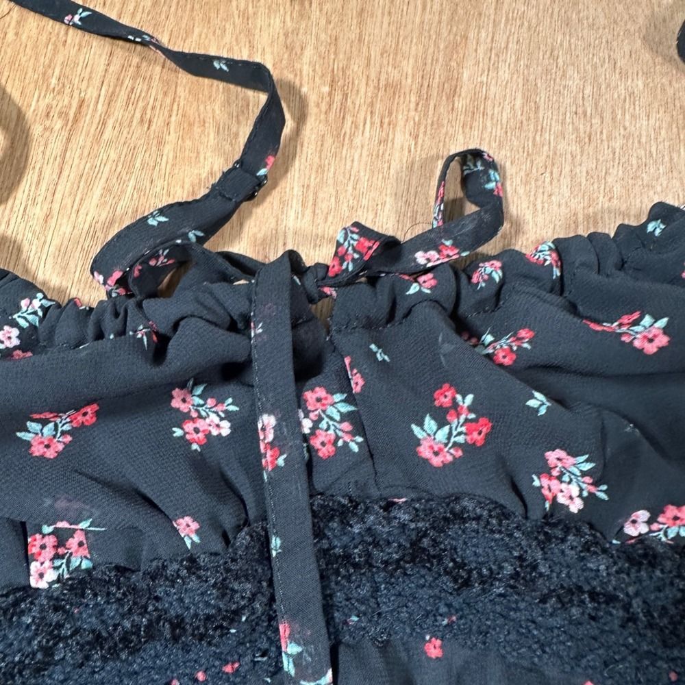 No Boundaries Maxi Dress Women XS Black Floral Boho Crochet Lace Smocked Back - Picture 2 of 9